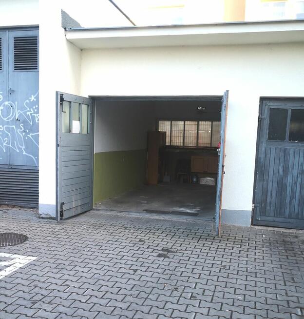 Sprzedam garaż murowany Puławy Ul. Jaworowa