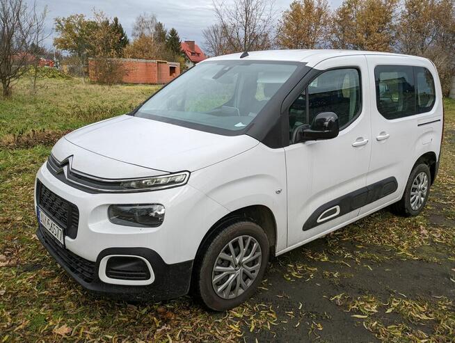 Citroën Berlingo 5000km 1.5 BlueHDi Navi LED Parkasist VAT