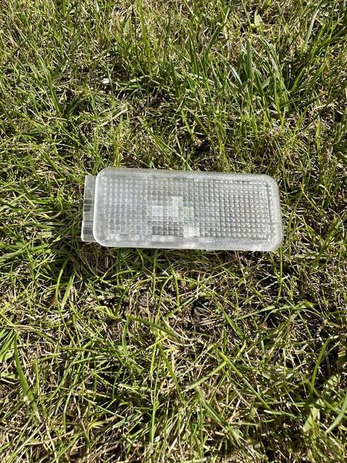 lampka do bagażnika Peugeot 508 rok 2018