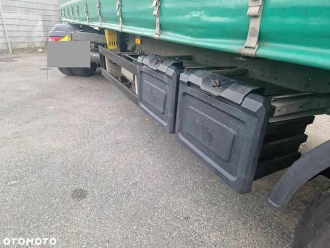 Naczepa Schmitz z windą - BÄR 2000kg