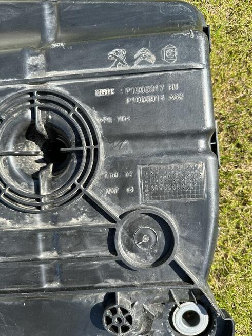 Obudowa zbiornika AdBlue Peugeot 508 rok 2019