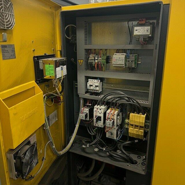 Sprężarka śrubowa stałoobrotowa CSD102 oraz osuszacz TE91