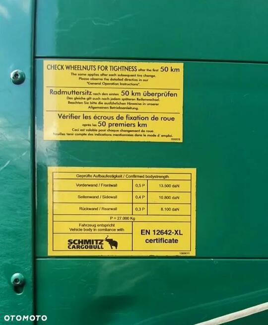 Naczepa Schmitz z windą - BÄR 2000kg