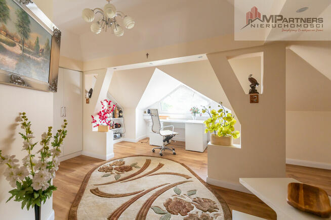 REZYDENCJA W ZIELONYM ZAKĄTKU :)