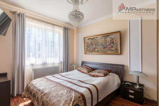 REZYDENCJA W ZIELONYM ZAKĄTKU :)