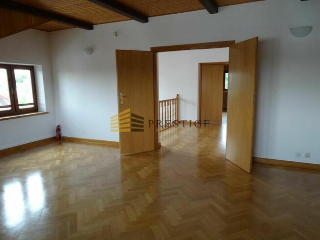 Dom na biuro w luksusowej lokalizacji