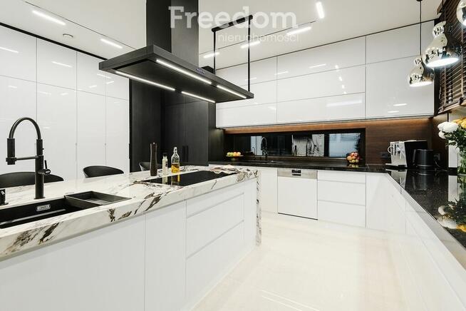 Nowoczesny dom otoczony lasem w okolicach Iławy