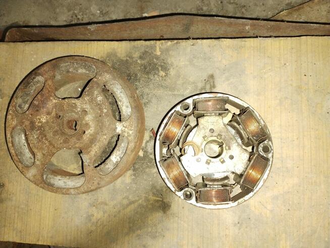 Sprzedam różne części pozostałosci po autach z czasów PRL