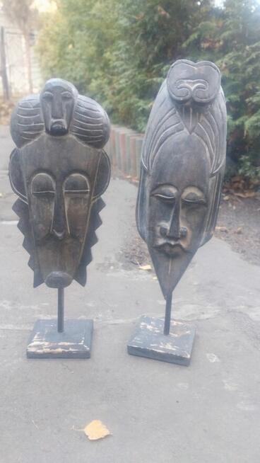 Maski Afrykańskie wykonane z drewna