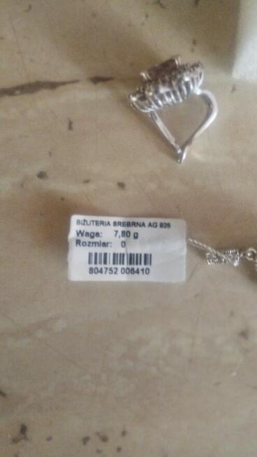 Srebne kolczyki z zawieszką