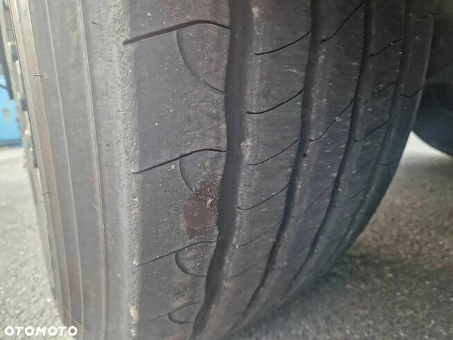 Naczepa Schmitz z windą - BÄR 2000kg