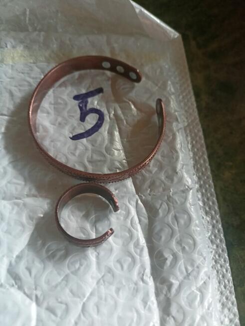 Bransoletki lecznicze Miedziane z magnesami.