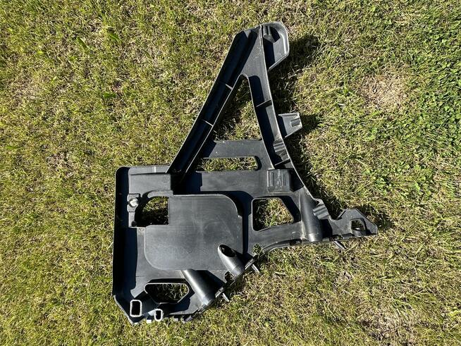 Ślizg zderzaka Peugeot 508 2018/19