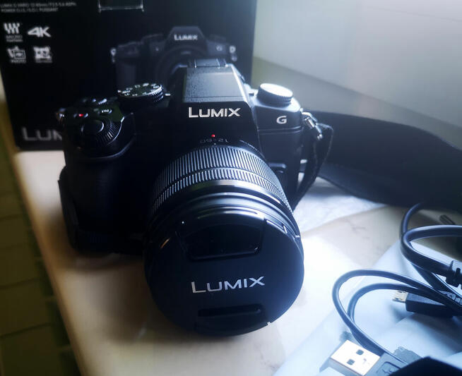 Panasonic DMC-G80M Lumix bezlusterkowy aparat cyfrowy + obie
