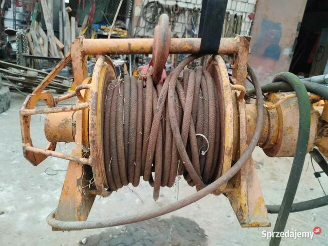 Dźwig hydrauliczny do ładowarki teleskopowej wyciągarka