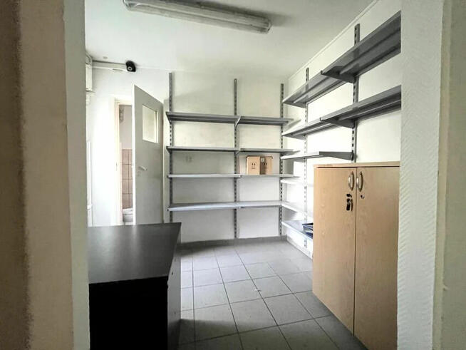 Lokal w Centrum biurowo-usługowo-handlowy parter 112 mkw