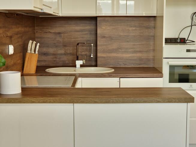 Przestronne mieszkanie z widokiem na górę Dzikowie