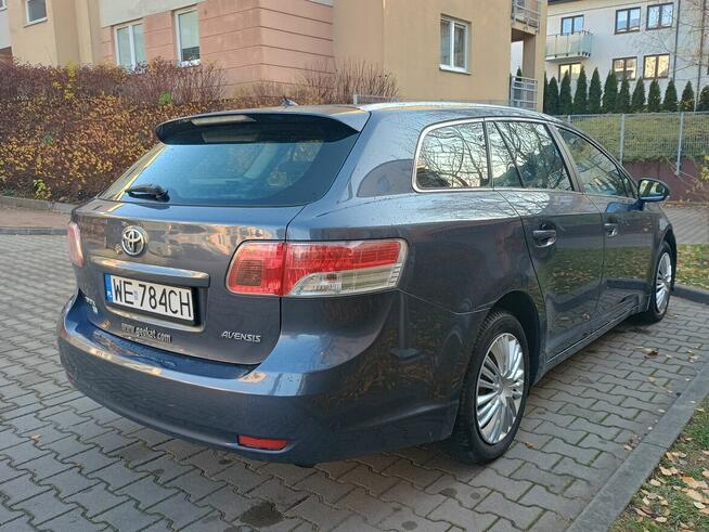 Toyota Avensis 1.8 benzyna, 2011r. kombi T27