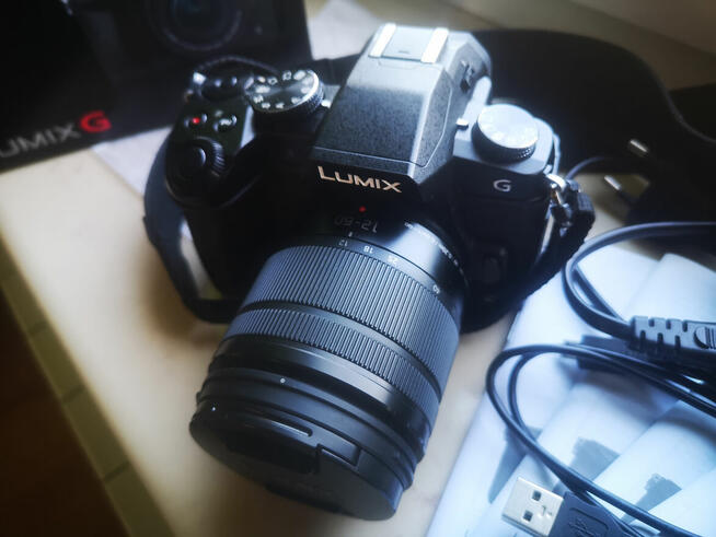 Panasonic DMC-G80M Lumix bezlusterkowy aparat cyfrowy + obie