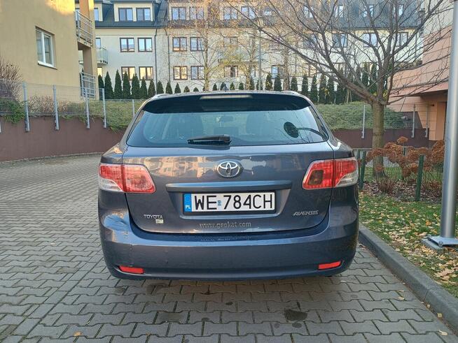 Toyota Avensis 1.8 benzyna, 2011r. kombi T27