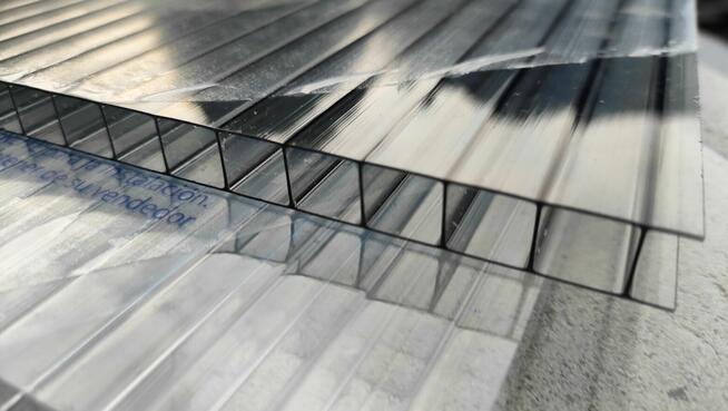 Poliwęglan płyty plastik plexi płyty szyby okna