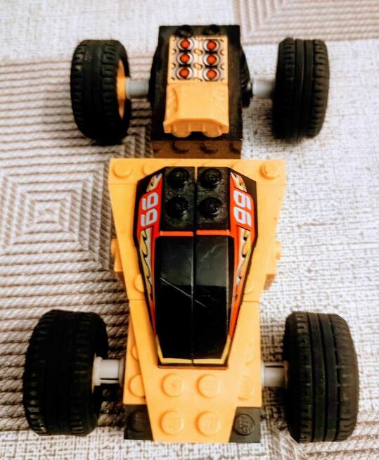 Auto napędzane przez naciąg jedzie ok 5 m