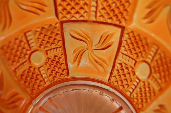 Art Deco Huta Hortensja bomboniera szkło karnawałowe