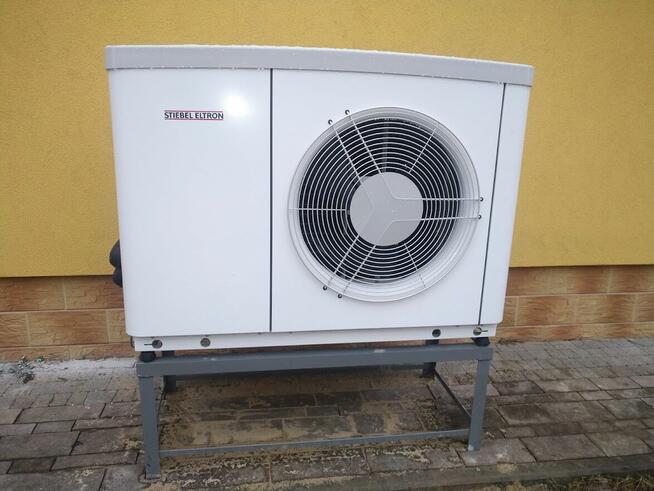 stojaki pod pompy ciepła