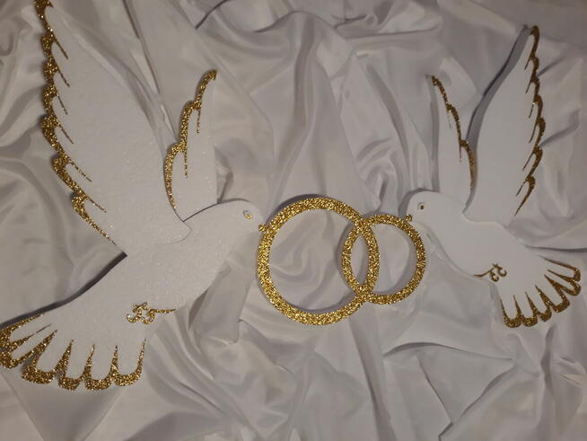 Gołąbki z obrączkami dekoracja ślub wesele