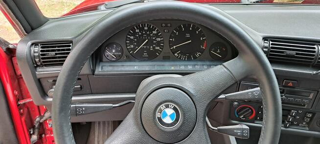 BMW E30 model 325 ix 4x4 rok 1989r.