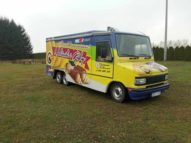 food truck z wyposażeniem okazja