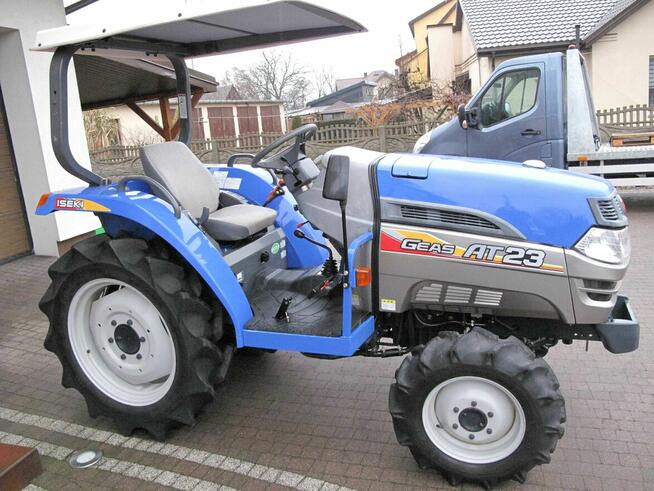 Mini Traktorek Iseki AT23 4X4 Wspomaganie Rewers Mały