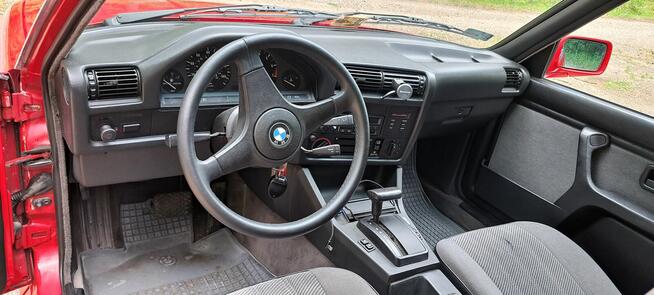 BMW E30 model 325 ix 4x4 rok 1989r.