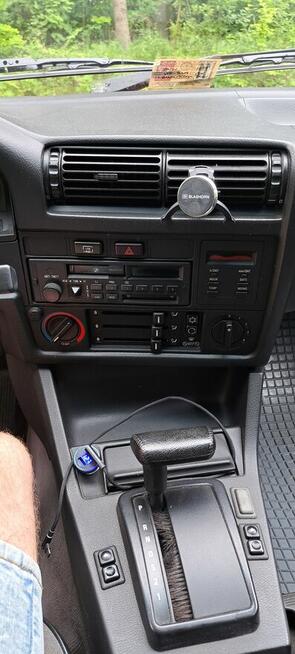 BMW E30 model 325 ix 4x4 rok 1989r.