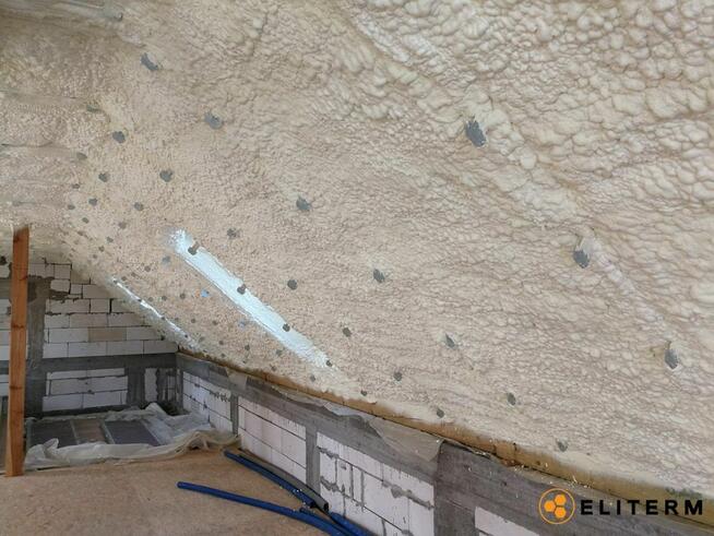 Ocieplenie pianą pur poddasze stropy ściany