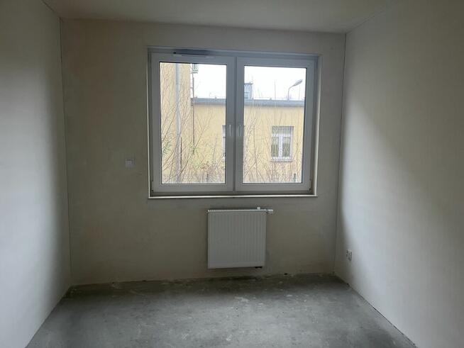 Na sprzedaż 3 pokojowe mieszkanie, Ziębicka 14