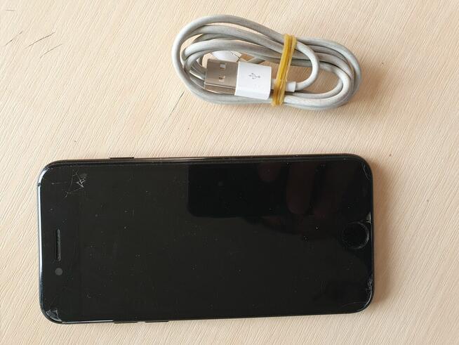 Syndyk sprzeda ruchomości - samochód osobowy, elektronika