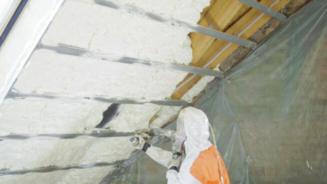 Ocieplenie pianą pur poddasze stropy ściany