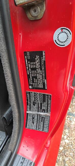 BMW E30 model 325 ix 4x4 rok 1989r.