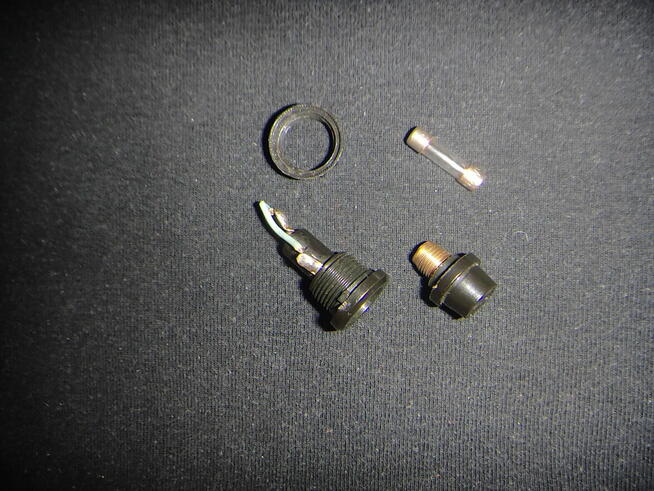 Gniazdo bezpiecznika 10A 250V