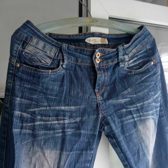 jeans damskie granatowe