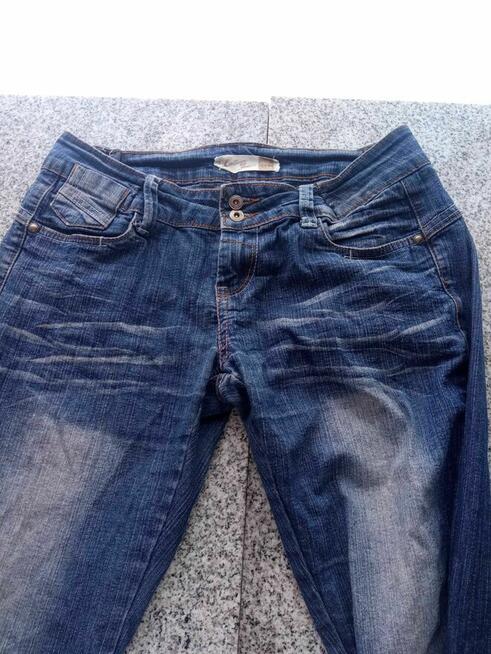jeans damskie granatowe