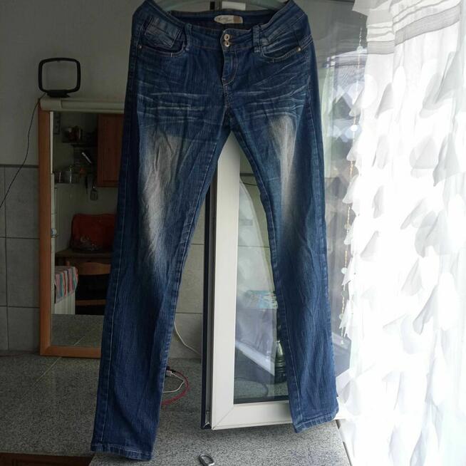 jeans damskie granatowe