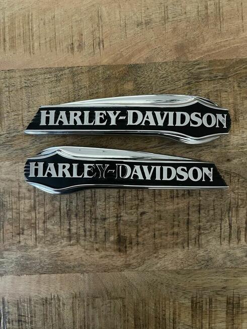 Emblematy zbiornika Touring Bar & Shield Specials Harley OEM