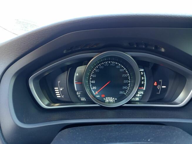 Sprzedam dynamiczne i oszczędne Volvo V40 190KM