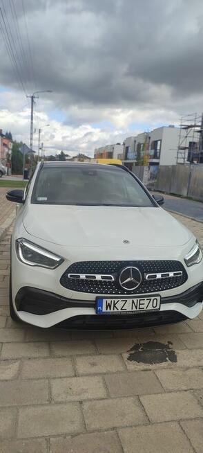 Sprzedam GLA 200 z panoramicznym dachem pełne wyposażenie AM