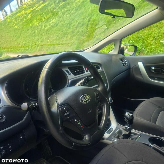 Kia Ceed 1.4 CVVT Attract Plus