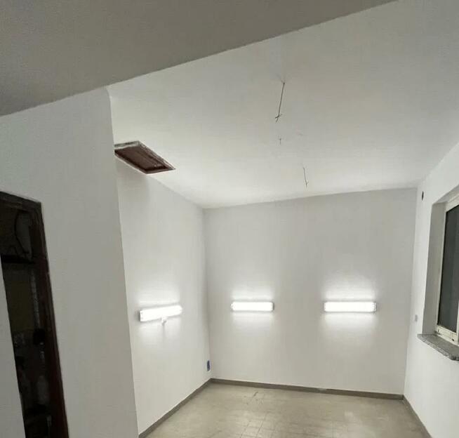 LOKAL USŁUGOWO - MAGAZYNOWY - Warszawa Praga-Południe