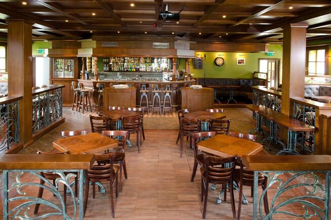 Funkcjonujący hotel na sprzedaż