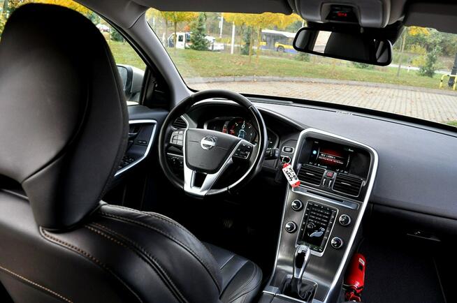Volvo XC 60 LiFT 2,0 D4 Ledy Digital Navi Radar Blisy Skóra Grzana Full Opcja